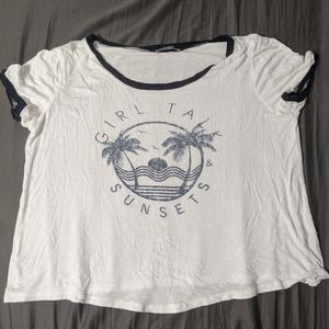Cropped graphic tee